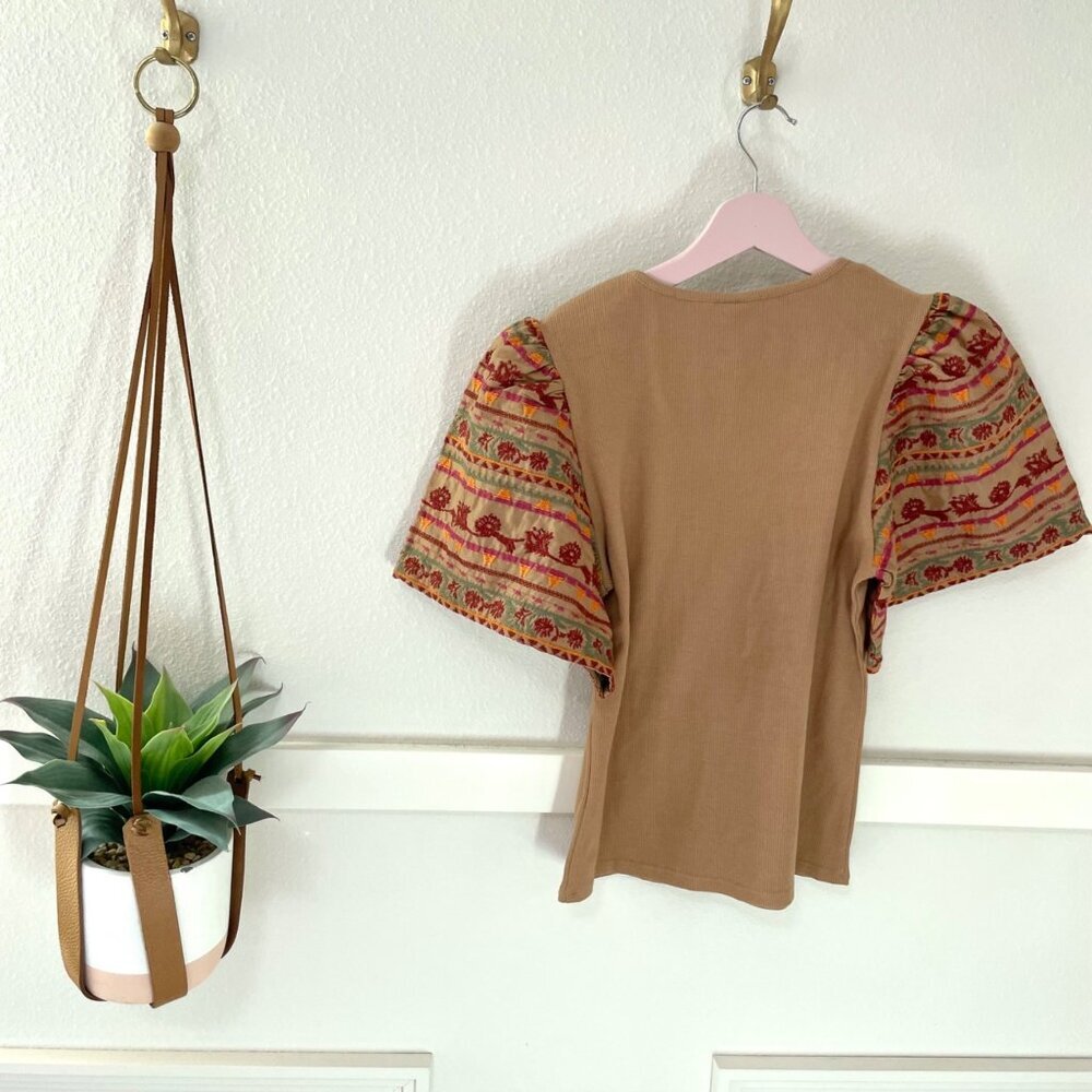 NWOT Dolan Anthropologie Embroidered Puff Sleeve Ribbed Top Tan Brown Size S - Picture 6 of 6
